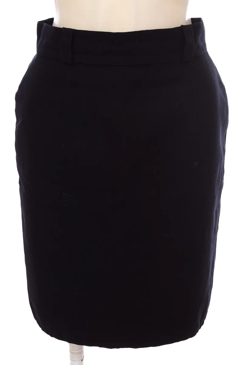 Black Skirt - Creaciones Marlo